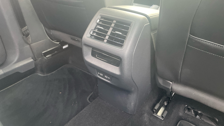 Volkswagen Tayron 1.5 TSI eHybrid R-Line Edition 5dr DSG6 Estate